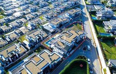 FOLKART NEFES İSTANBUL'DA SATILIK 6+1 VİLLA