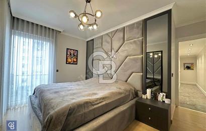 CADDEBOSTAN SAHİL'DE YENİ BİNADA ÖZEL MİMARİ DEKORLU SATILIK 3+1