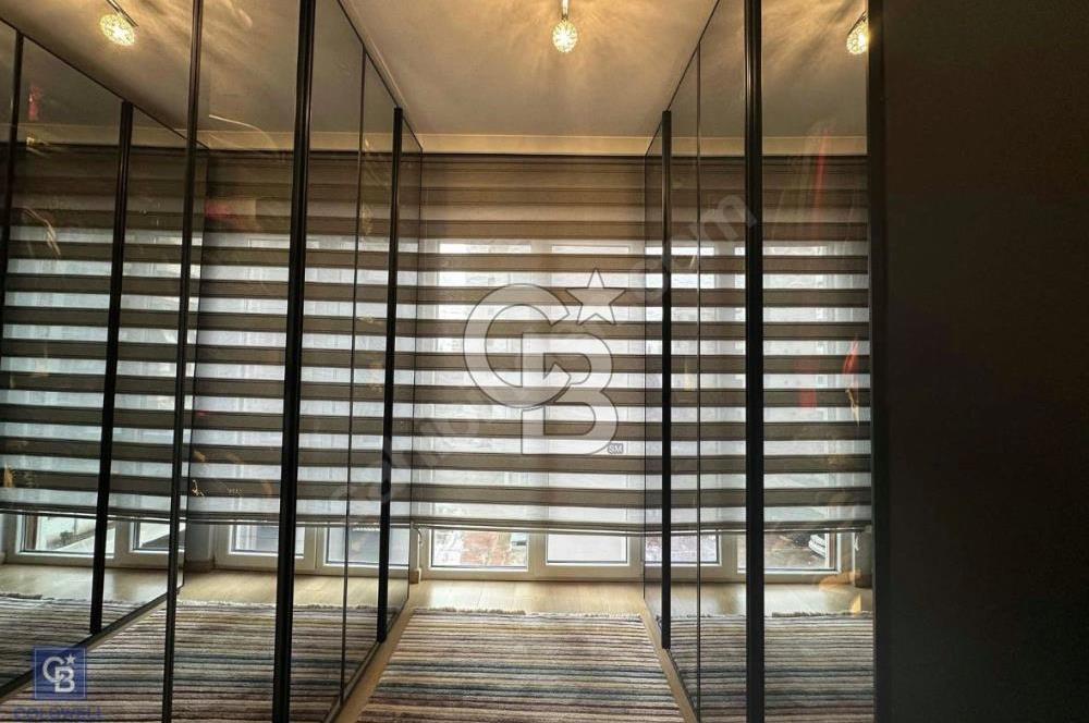 CADDEBOSTAN SAHİL'DE YENİ BİNADA ÖZEL MİMARİ DEKORLU SATILIK 3+1