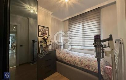 CADDEBOSTAN SAHİL'DE YENİ BİNADA ÖZEL MİMARİ DEKORLU SATILIK 3+1