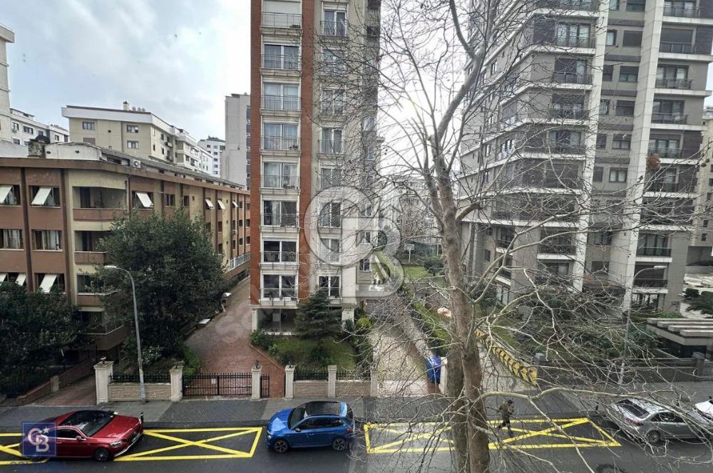 CADDEBOSTAN SAHİL'DE YENİ BİNADA ÖZEL MİMARİ DEKORLU SATILIK 3+1