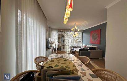 CADDEBOSTAN SAHİL'DE YENİ BİNADA ÖZEL MİMARİ DEKORLU SATILIK 3+1