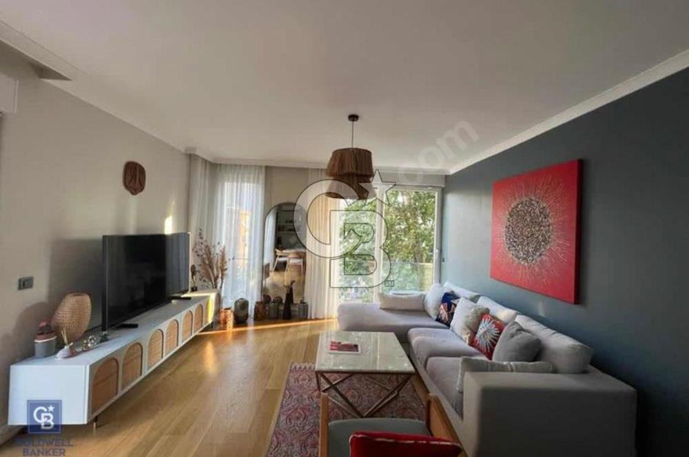 CADDEBOSTAN SAHİL'DE YENİ BİNADA ÖZEL MİMARİ DEKORLU SATILIK 3+1