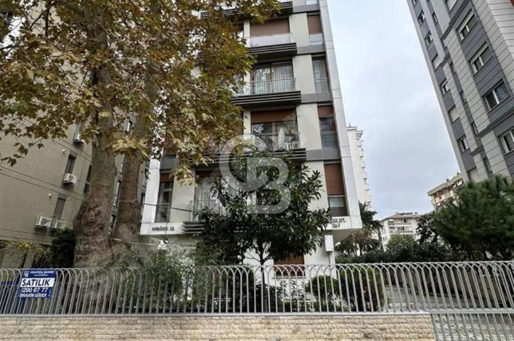 CADDEBOSTAN SAHİL'DE YENİ BİNADA ÖZEL MİMARİ DEKORLU SATILIK 3+1