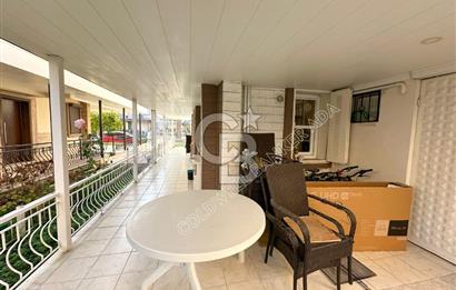 Kuşadası Karaovada ÖnüAçık Ferah ve Bahçeli Satılık 4+1 Tripleks