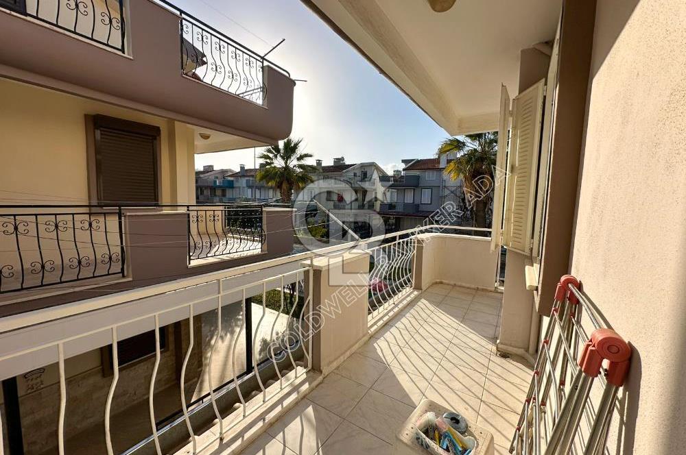 Kuşadası Karaovada ÖnüAçık Ferah ve Bahçeli Satılık 4+1 Tripleks