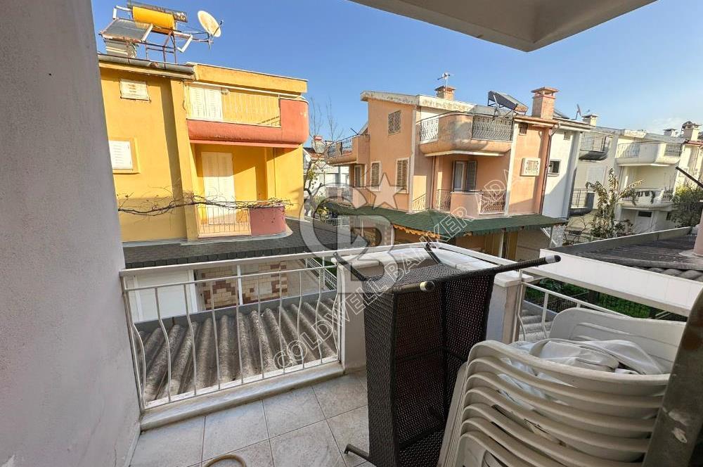 Kuşadası Karaovada ÖnüAçık Ferah ve Bahçeli Satılık 4+1 Tripleks