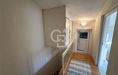 Kuşadası Karaovada ÖnüAçık Ferah ve Bahçeli Satılık 4+1 Tripleks