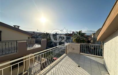 Kuşadası Karaovada ÖnüAçık Ferah ve Bahçeli Satılık 4+1 Tripleks