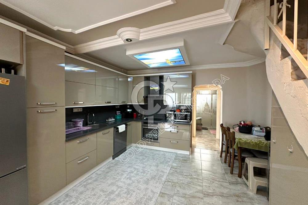 Kuşadası Soğucak ta satılık 4+1 triplex villa