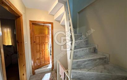 Kuşadası Soğucak ta satılık 4+1 triplex villa