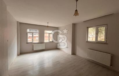 İZNİK SAHİLDE KİRALIK 2+1 BAHÇELİ DAİRE GÖLE 50 METRE 