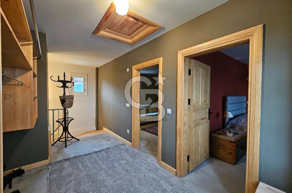 Ayvalık'ta Satılık Panoramik Deniz Manzaralı Sıfır Müstakil Ev