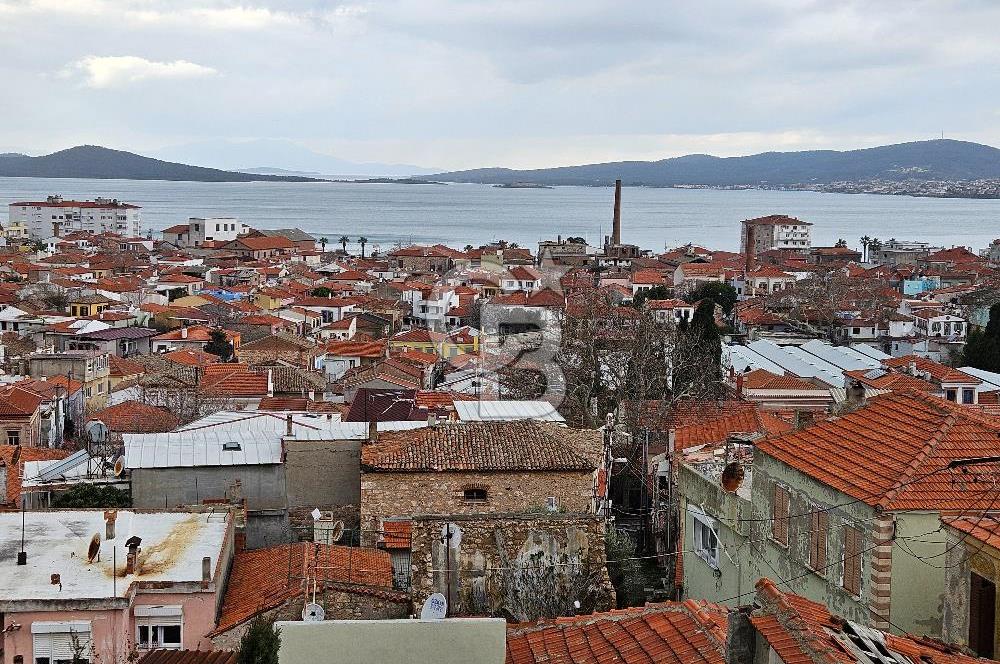 Ayvalık'ta Satılık Panoramik Deniz Manzaralı Sıfır Müstakil Ev