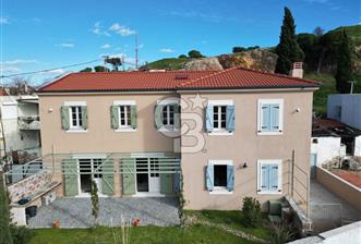 Ayvalık'ta Satılık Panoramik Deniz Manzaralı Sıfır Müstakil Ev - 1 - 326601