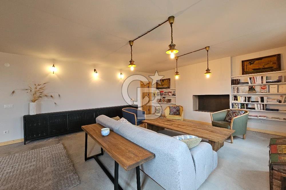 Ayvalık'ta Satılık Panoramik Deniz Manzaralı Sıfır Müstakil Ev