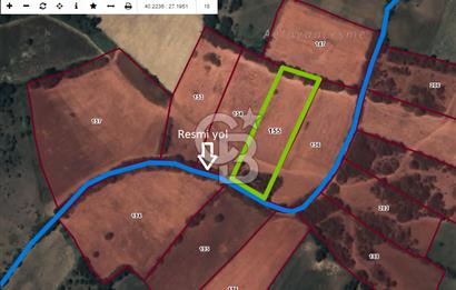 Yeşil Biga’da Resmi Yola Cepheli 3750 m² Gölet Yakınında Yatırımlık Tarla