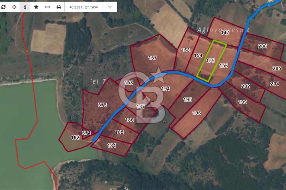 Yeşil Biga’da Resmi Yola Cepheli 3750 m² Gölet Yakınında Yatırımlık Tarla