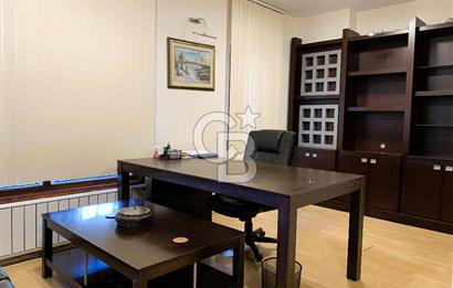 MEBUSEVLERİ ANITKABİR GİRİŞİNDE OTOPARKLI KOMBİLİ KİRALIK OFİS
