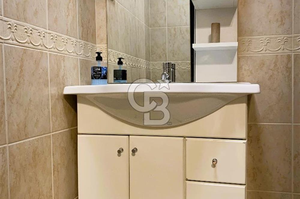 MEBUSEVLERİ ANITKABİR GİRİŞİNDE OTOPARKLI KOMBİLİ KİRALIK OFİS