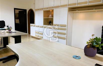 MEBUSEVLERİ ANITKABİR GİRİŞİNDE OTOPARKLI KOMBİLİ KİRALIK OFİS