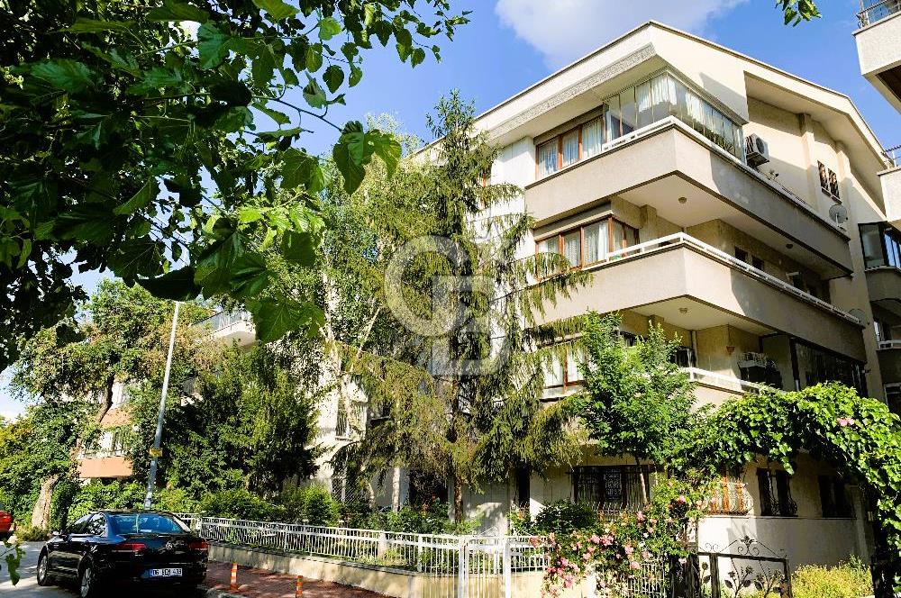 MEBUSEVLERİ ANITKABİR GİRİŞİNDE OTOPARKLI KOMBİLİ KİRALIK OFİS