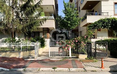 MEBUSEVLERİ ANITKABİR GİRİŞİNDE OTOPARKLI KOMBİLİ KİRALIK OFİS