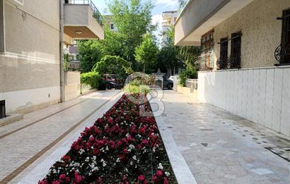 MEBUSEVLERİ ANITKABİR GİRİŞİNDE OTOPARKLI KOMBİLİ KİRALIK OFİS