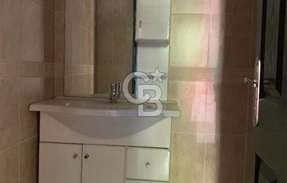 MEBUSEVLERİ ANITKABİR GİRİŞİNDE OTOPARKLI KOMBİLİ KİRALIK OFİS