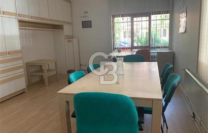MEBUSEVLERİ ANITKABİR GİRİŞİNDE OTOPARKLI KOMBİLİ KİRALIK OFİS