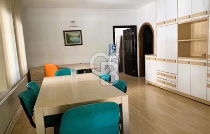 MEBUSEVLERİ ANITKABİR GİRİŞİNDE OTOPARKLI KOMBİLİ KİRALIK OFİS