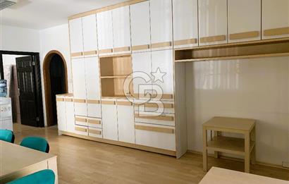 MEBUSEVLERİ ANITKABİR GİRİŞİNDE OTOPARKLI KOMBİLİ KİRALIK OFİS