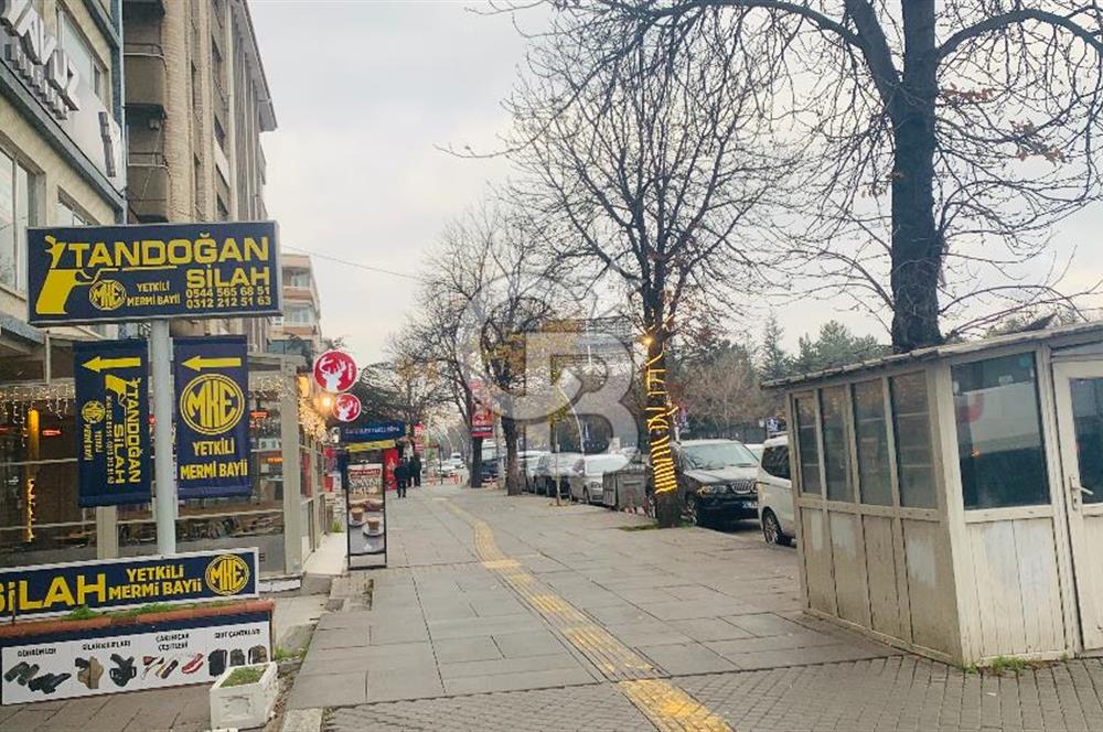 MEBUSEVLERİ ANITKABİR MANZARALI ASANSÖRLÜ 3+1 KİRALIK DAİRE