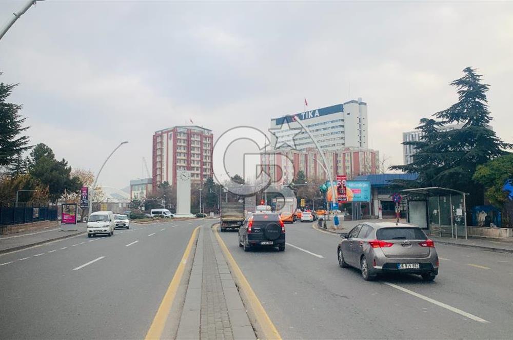 MEBUSEVLERİ ANITKABİR MANZARALI ASANSÖRLÜ 3+1 KİRALIK DAİRE