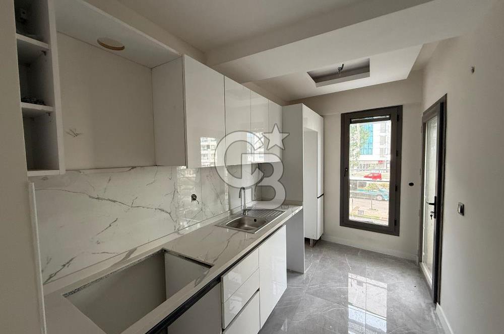 Bayraklı Merkezde 2+1 Kapalı Mutfak Ebeveyn Banyolu Sıfır Daire