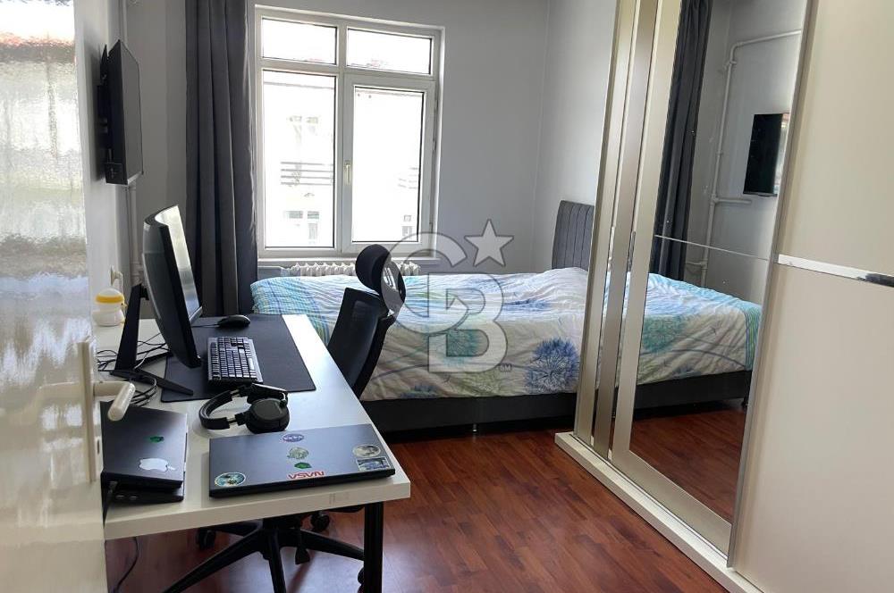 Emek Mahallesi Kırlangıç Evleri Sitesi'nde 4+1 Satılık Daire