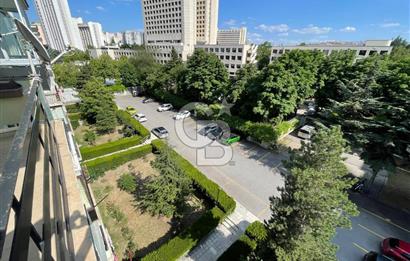 Emek Mahallesi Kırlangıç Evleri Sitesi'nde 4+1 Satılık Daire