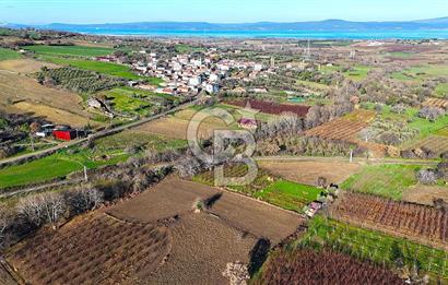 Çanakkale Merkez Musaköy’de Asfalt Yola Cepheli, Merkeze Yakın 1.350 m² Satılık Tarla