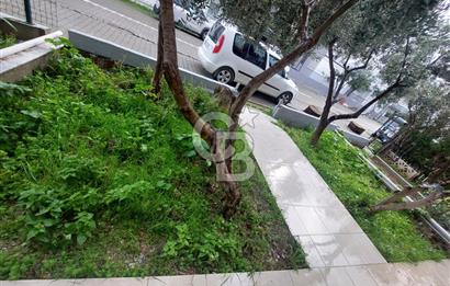 Balıkesir Ayvalık Küçükköy mah Sarımsaklı satılık 1+1 bahçe katı