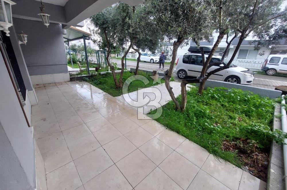 Balıkesir Ayvalık Küçükköy mah Sarımsaklı satılık 1+1 bahçe katı