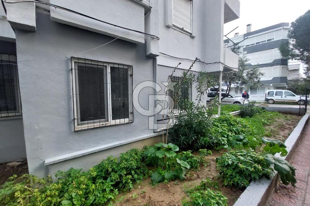 Balıkesir Ayvalık Küçükköy mah Sarımsaklı satılık 1+1 bahçe katı