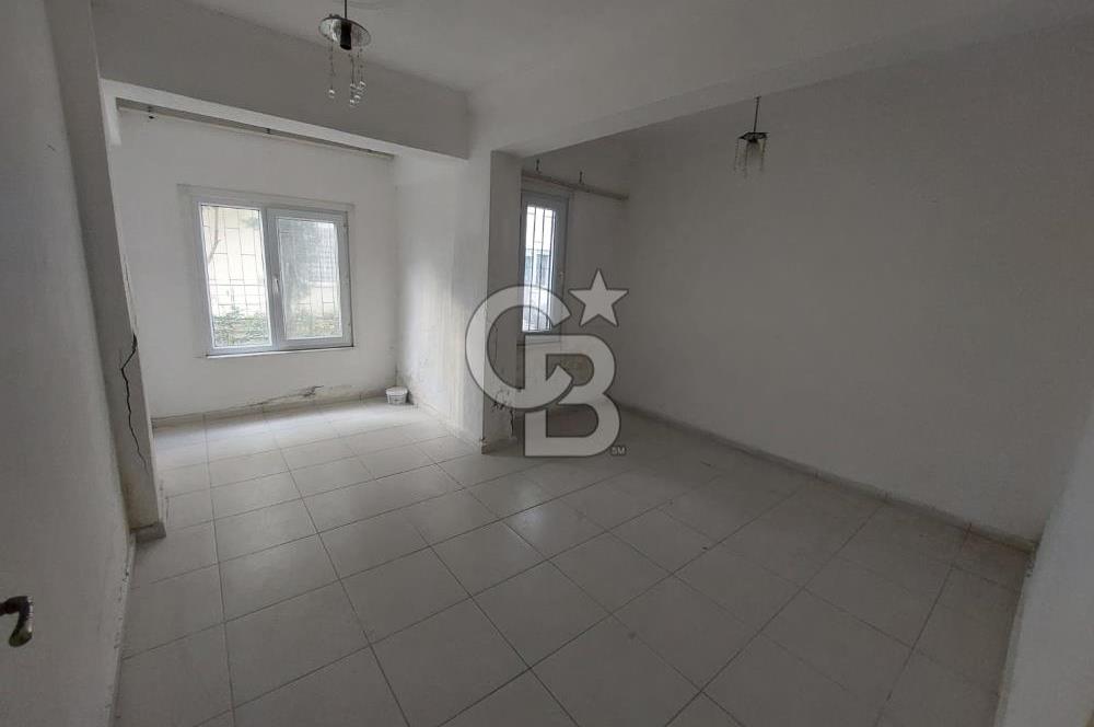 Balıkesir Ayvalık Küçükköy mah Sarımsaklı satılık 1+1 bahçe katı