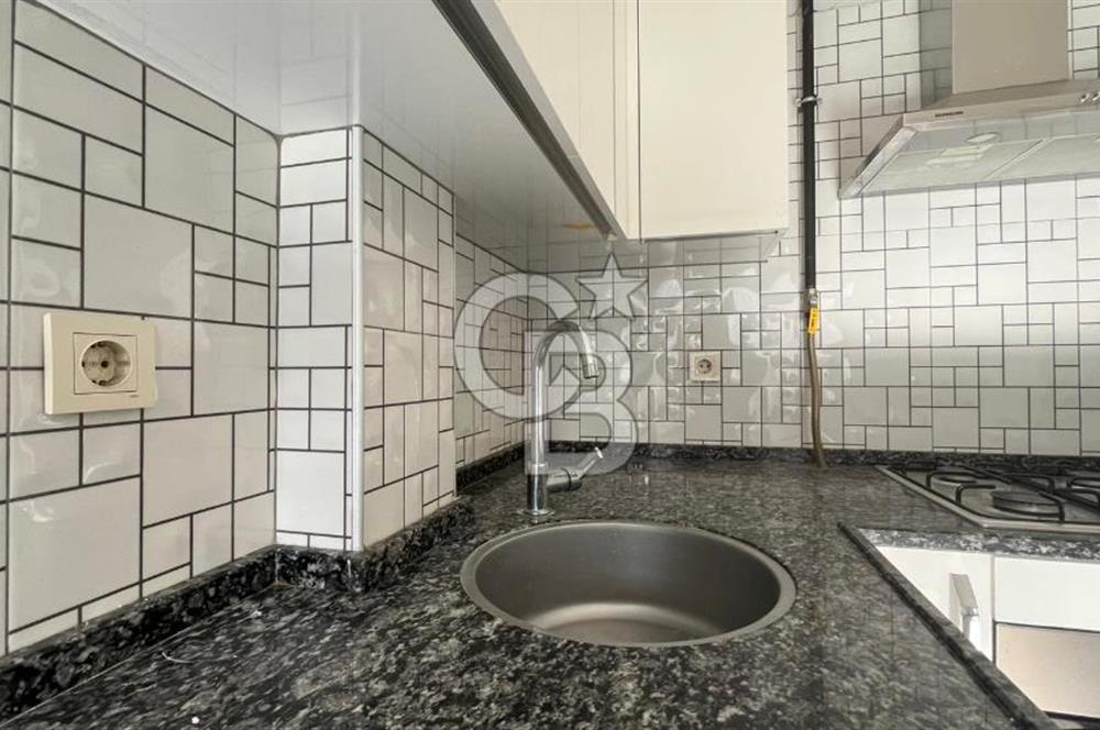 VATAN 35 BİNASINDA KİRALIK 1+1 DAİRE