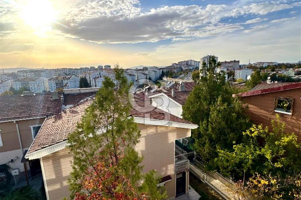 KOMPLE YENİLENEN TERASLI TRİPLEKS METROYA 10DK!