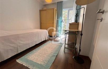 Fenerbahçe sahil tarafında eşyalı 4+1 balkonlu daire