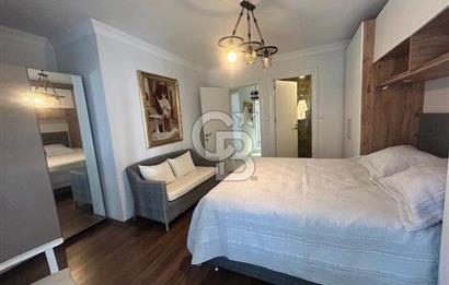 Fenerbahçe sahil tarafında eşyalı 4+1 balkonlu daire