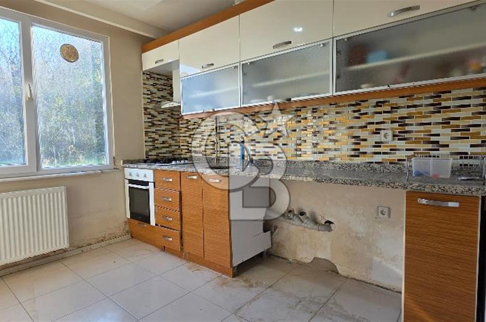 Büyükçekmece'de Sahile Yakın Parklar Arasında Ferah 2+1