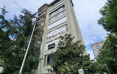 Suadiye'de Prestijli Bölgede 4+1 , 210 m² katta tek daire