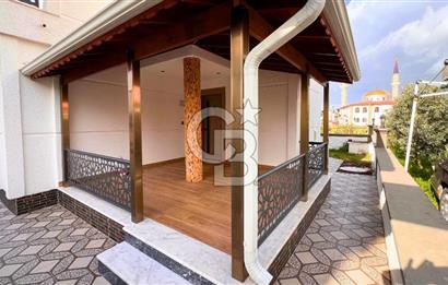 AYVALIK ALTINOVA İSKELE MEVKİİ SIFIR MÜSTAKİL TRİPLEX VİLLA 4+1