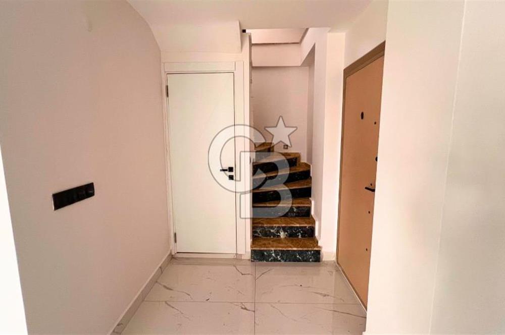 AYVALIK ALTINOVA İSKELE MEVKİİ SIFIR MÜSTAKİL TRİPLEX VİLLA 4+1